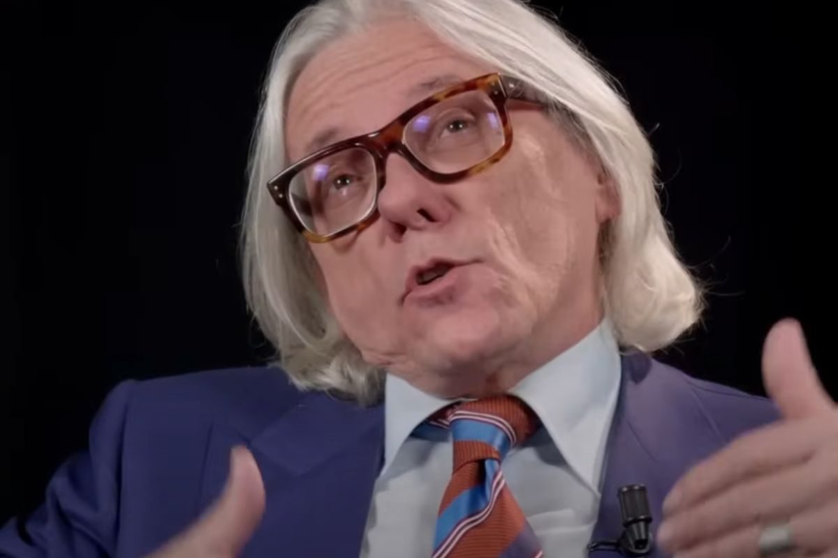 Hugo Jacomet fortune : quel est le patrimoine de ce dandy français ?